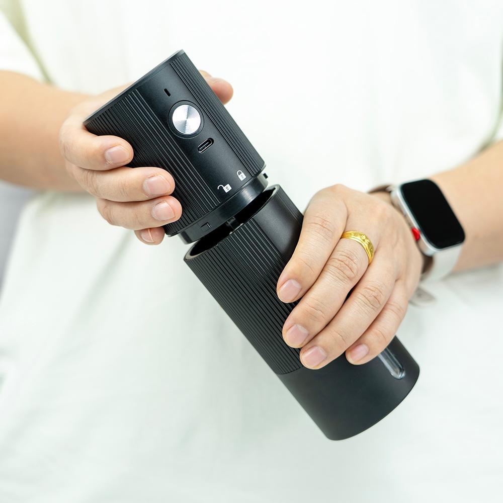 COMBO: MOLINILLO ELECTRICO PORTABLE + CAFE