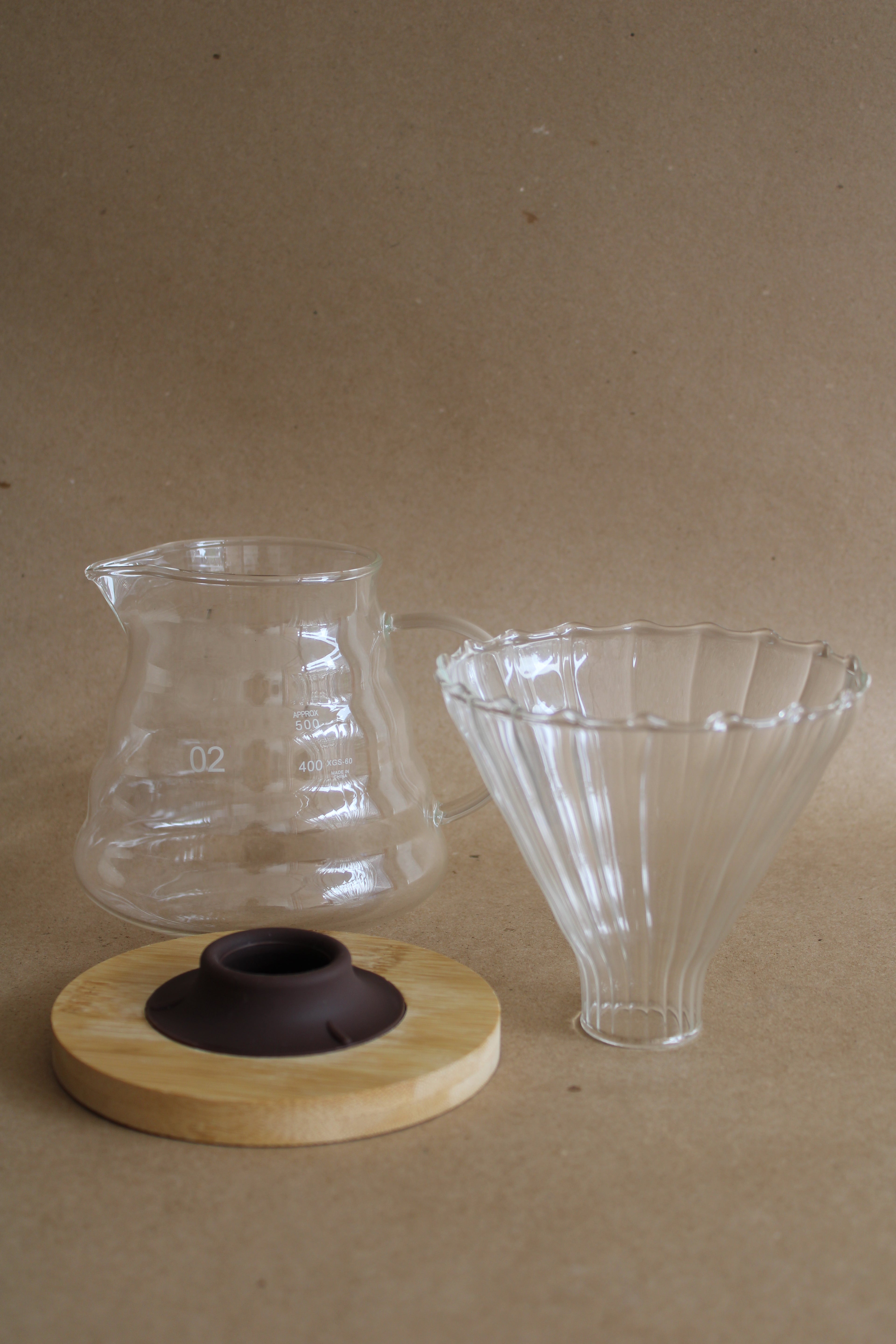 COMBO GOTEO: SET DRIPPER V60 + JARRA + FILTROS