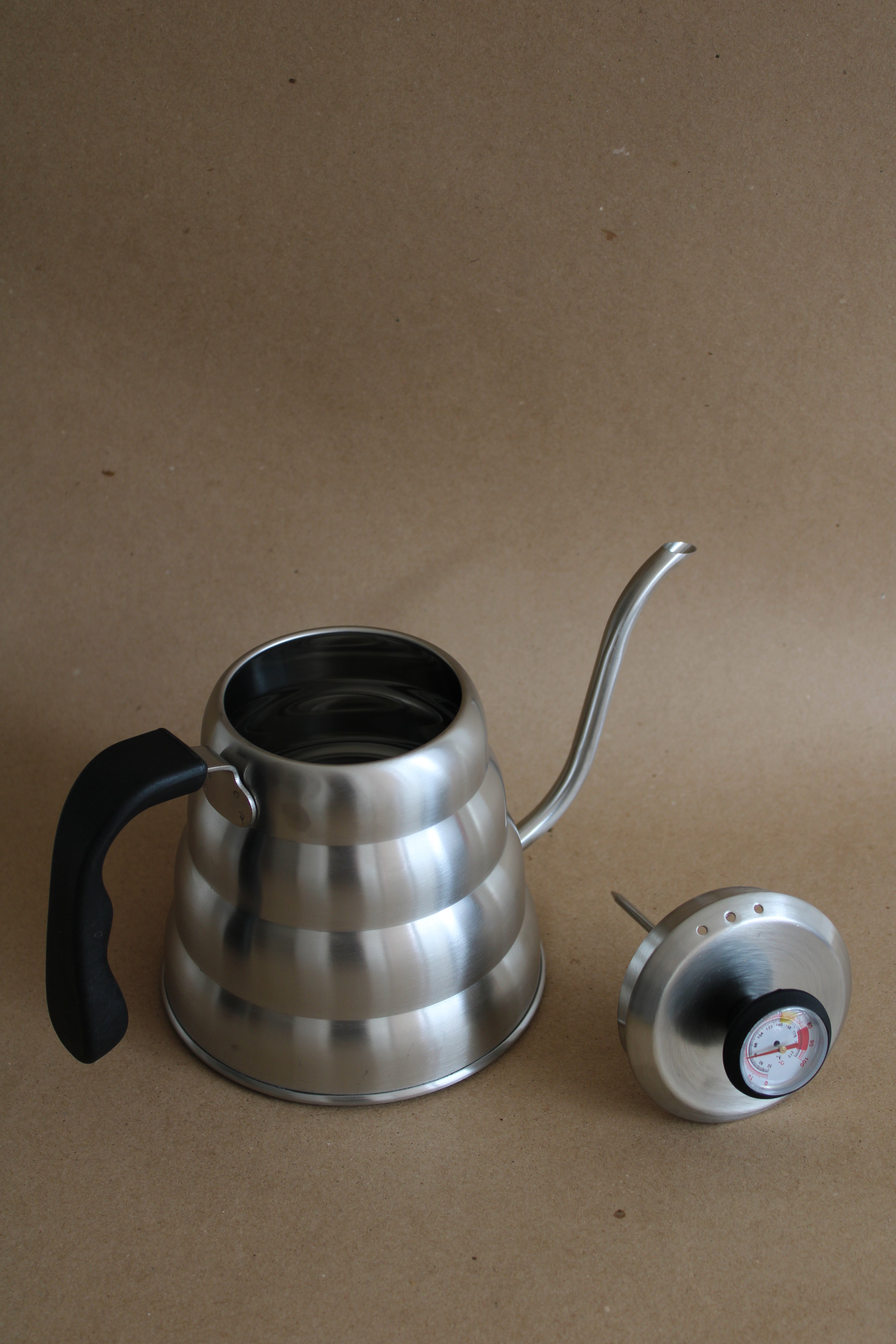 TETERA CUELLO DE GANSO CON TERMÓMETRO